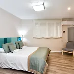 Tuguest Ganivet Apartment